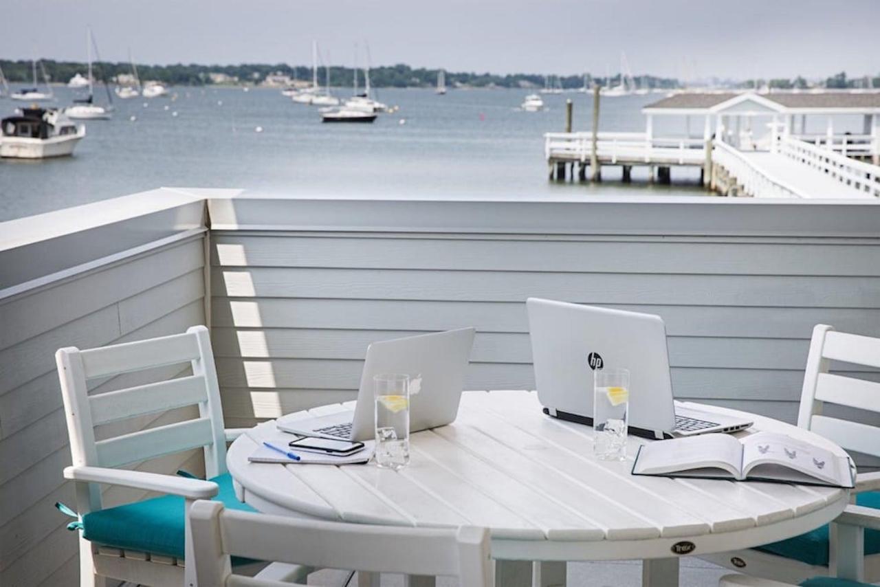 Fathoms Hotel & Marina Port Washington Esterno foto