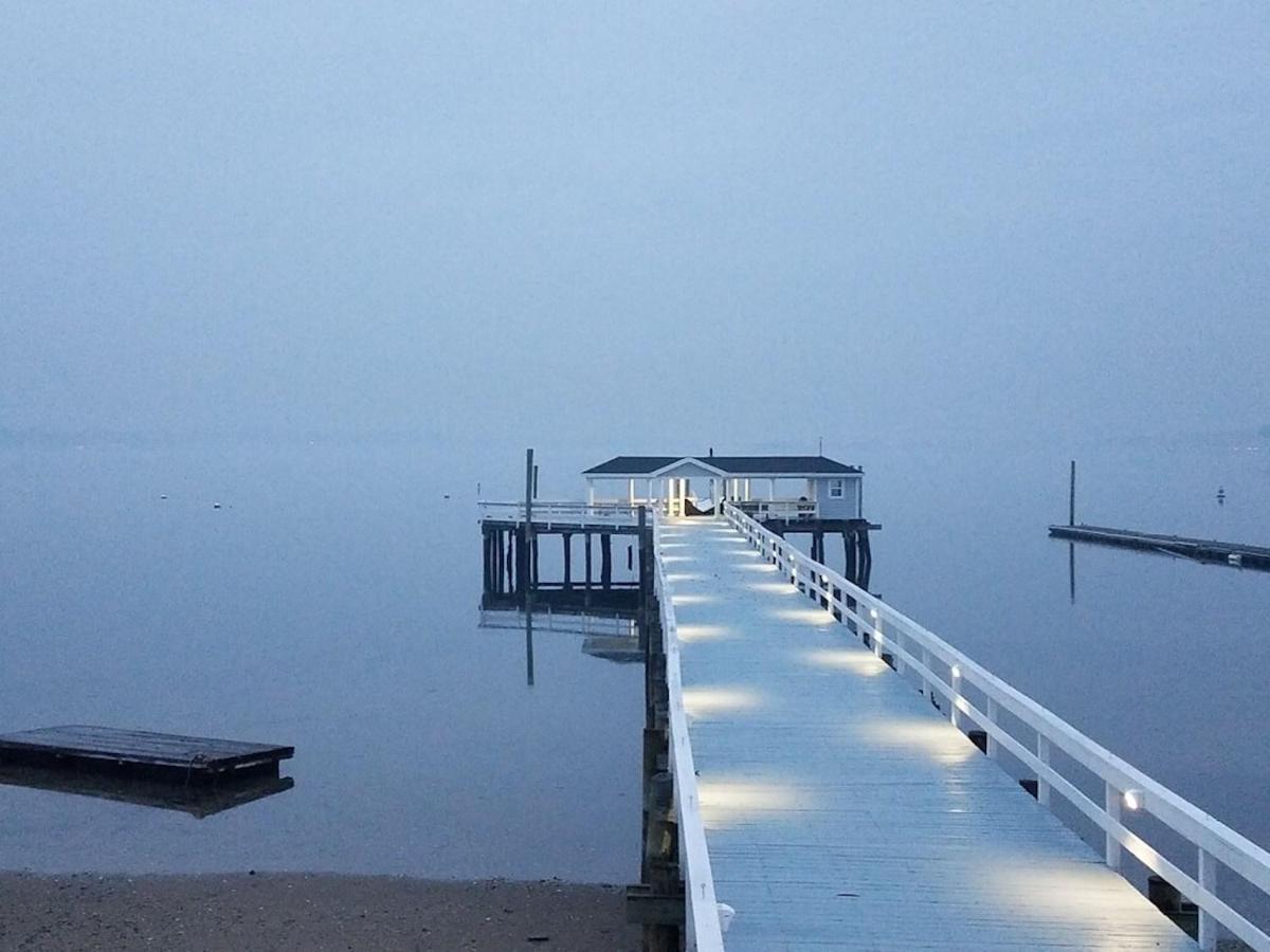 Fathoms Hotel & Marina Port Washington Esterno foto